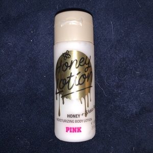 Victoria’s Secret pink